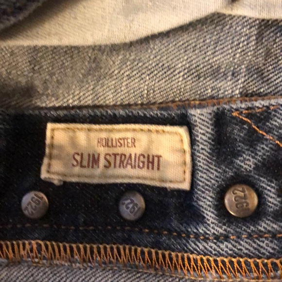 Hollister Slim Straight Jeans - Picture 7 of 7